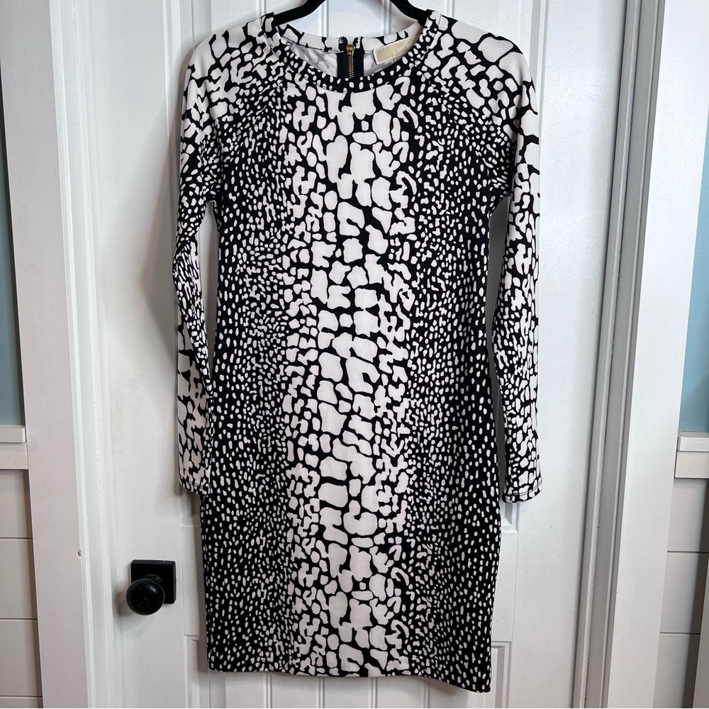 MICHAEL Michael Kors Black & White‎ Animal Print Long Sleeve Dress. Size Small.